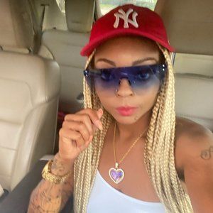 Meet your Posher, Mindy